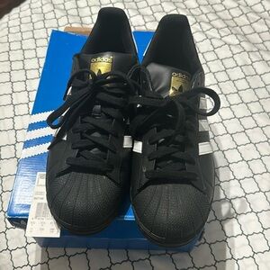 Adidas Superstar